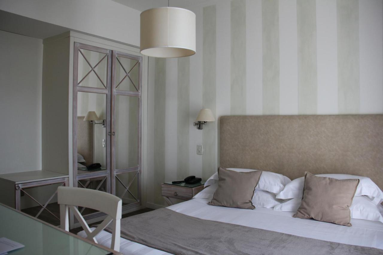 Hotel Bijou Форте дей Марми Екстериор снимка