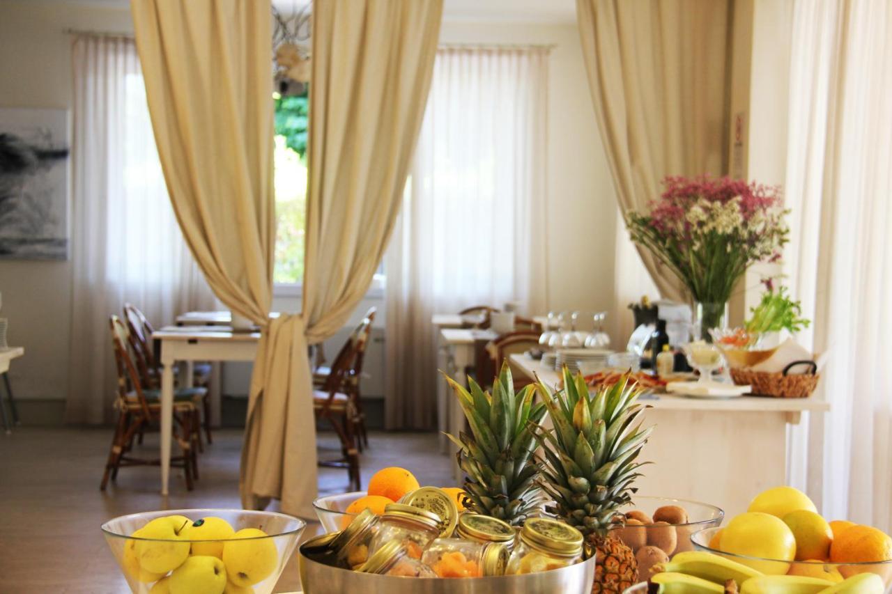 Hotel Bijou Форте дей Марми Екстериор снимка