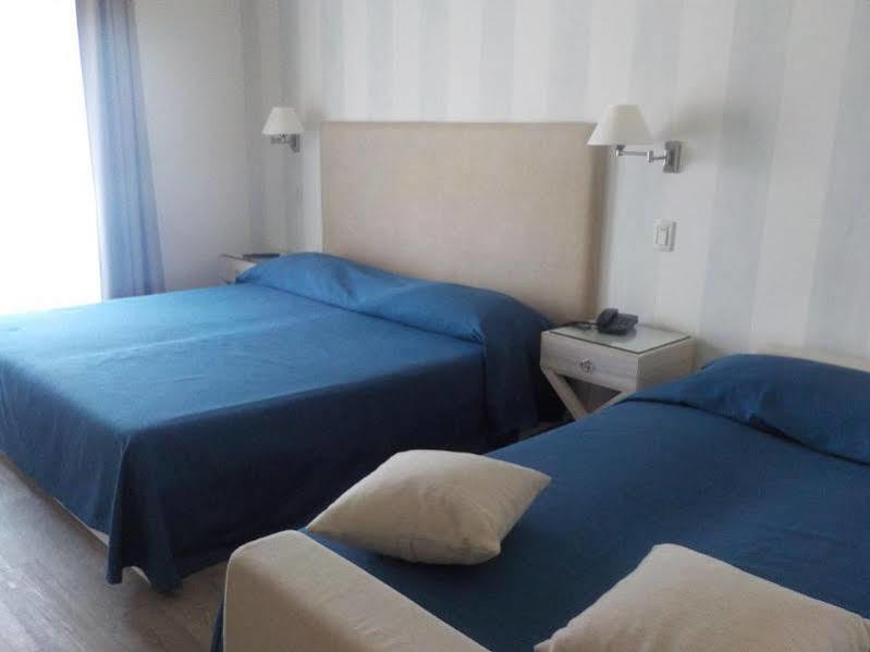 Hotel Bijou Форте дей Марми Екстериор снимка